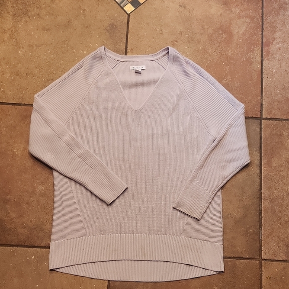 Banana Republic Sweaters - Athleta V-Neck Sweater - Soft Lavender